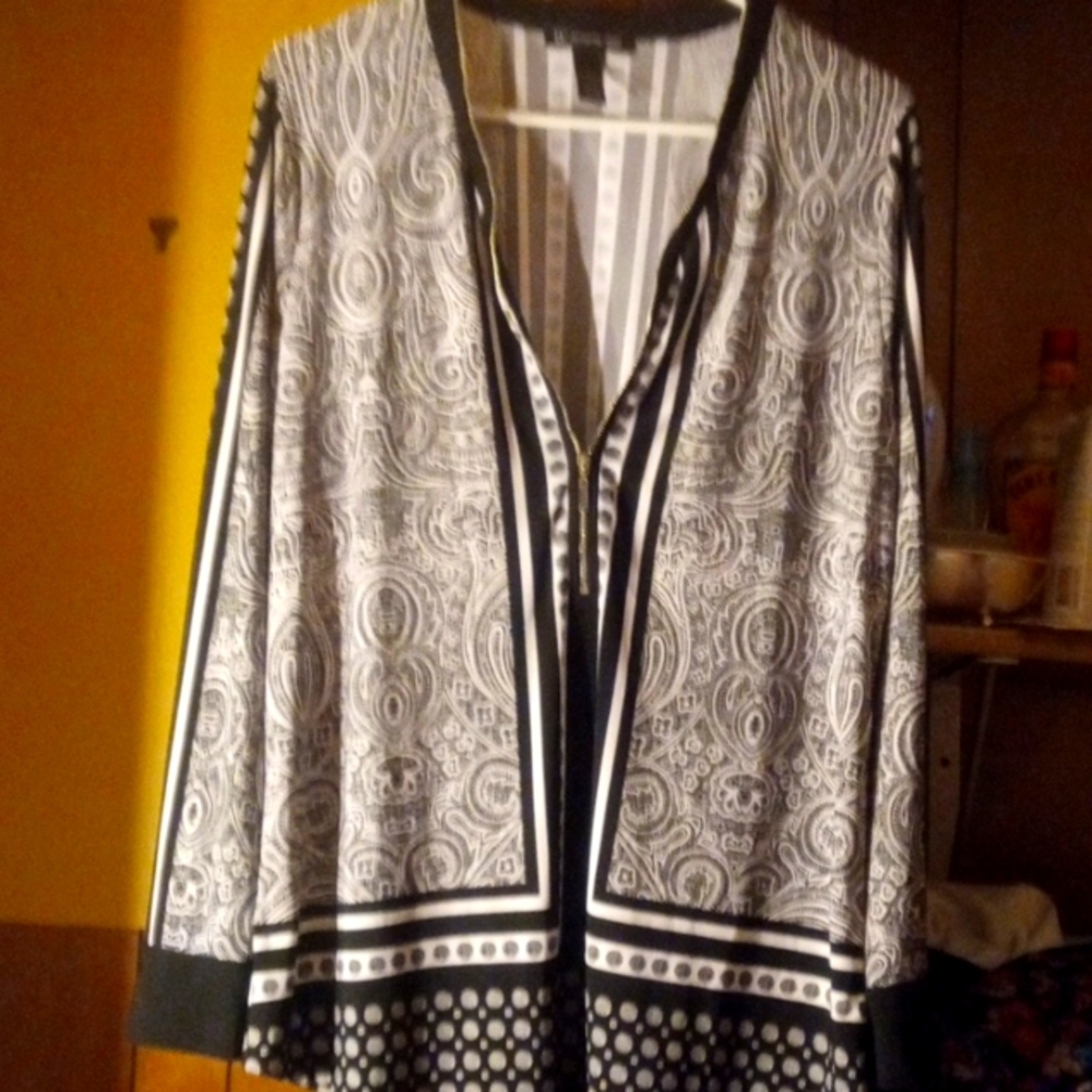 Women's size extra large super cute polyester zip dress top